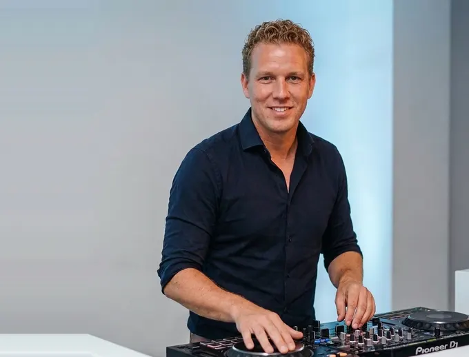 Foto van DJ Ronald